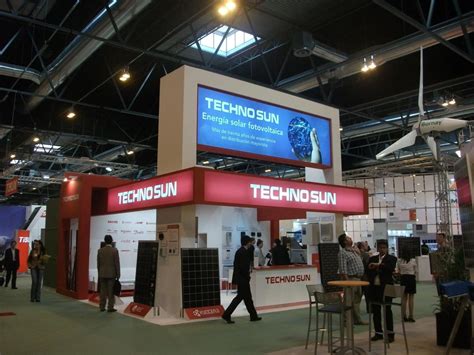 Disefi: Customer Reviews, Stands and Services