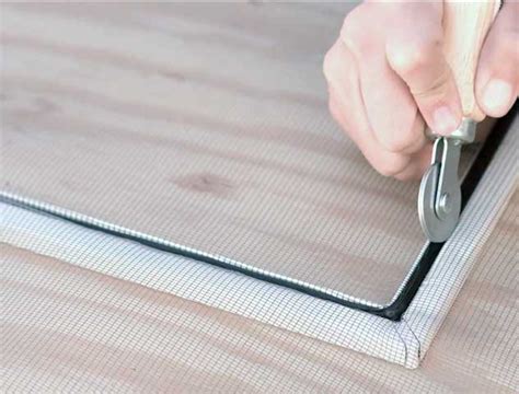 Install Window Screen Inside 的图像结果