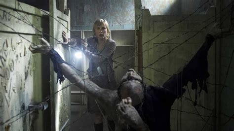 Best Horror Movies on Netflix Right Now (May 2024)