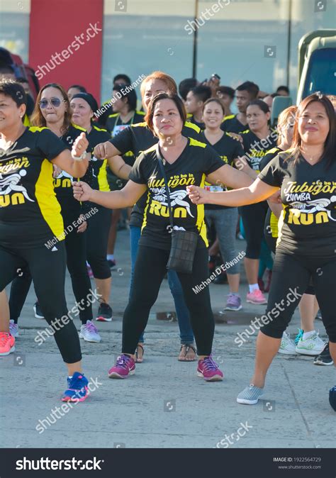 8 Zumba Class Filipino Images, Stock Photos & Vectors | Shutterstock