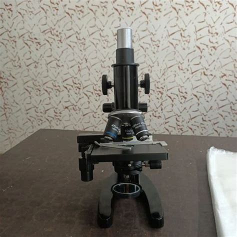 Laboratory Microscope - Laboratory Medical Microscopes Trader ...