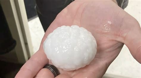 Storm carrying tornadoes, massive hail hits parts of Kansas and Missouri