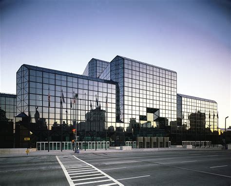 Jacob K. Javits Convention Center | Pei Cobb Freed & Partners
