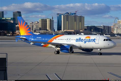 N239NV Allegiant Air Airbus A320-214 Photo by Michael Rodeback | ID ...