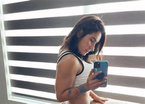 Primerísima actriz boricua Yiny León se coloca en la posición número uno de modelos de PornHub