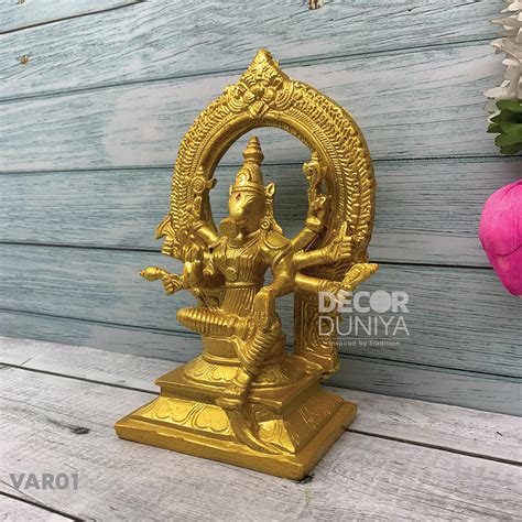 Om Sri Varahi Amman - Gold - VAR01 – Decor Duniya