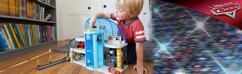 Mattel Disney And Pixar Cars Garage Playset With Lightning Mcqueen ...