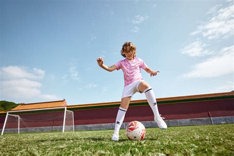 Youth Soccer Guide for Parents | Equipment, Leagues & Costs 2026 – Kelme USA