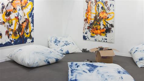 Beware Wet Paint | Meer