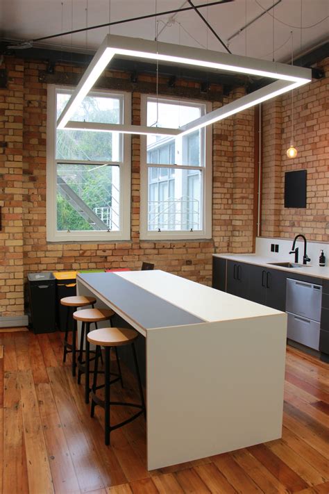 Commercial Kitchen 4K 的图像结果