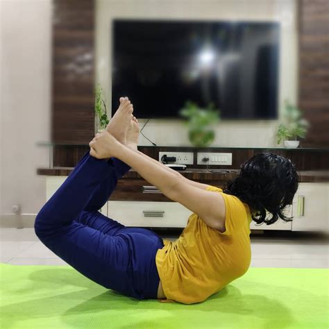 Varsha Singh 🇮🇳 (@yog.varsha) • Instagram photos and videos