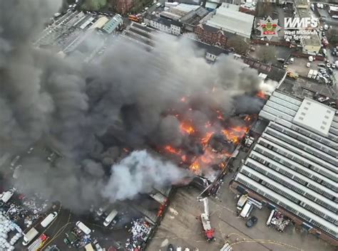Major factory fire in Wolverhampton causes toxic smoke