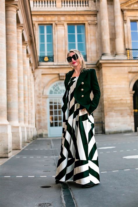6 Black and White Outfit Ideas to Try if You Don't Love Wearing Color