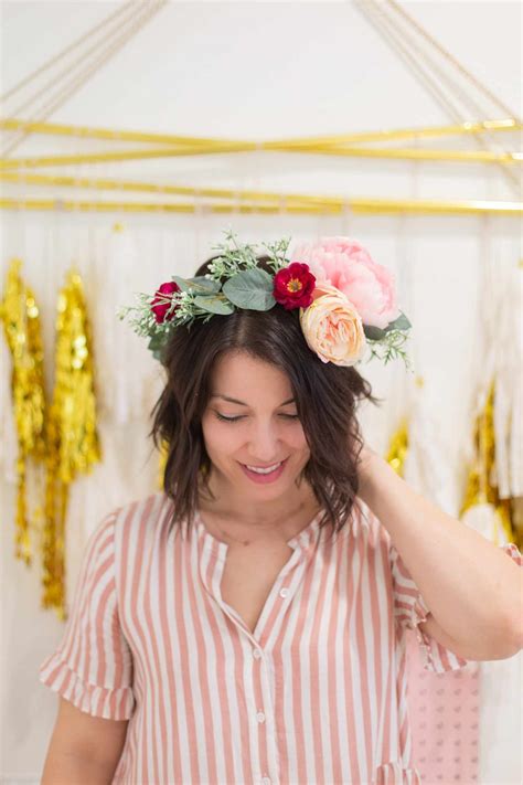 How to Make a DIY Flower Crown