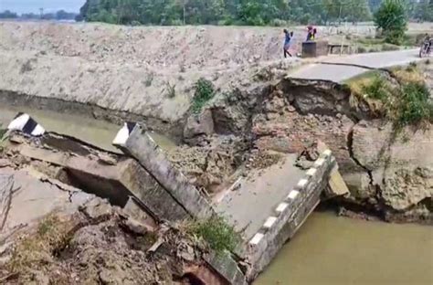 Season of bridge collapse going on in Bihar, five bridges collapsed in ...