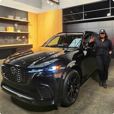 Mazda's First-Ever 2025 CX-70 - The Big Reveal!