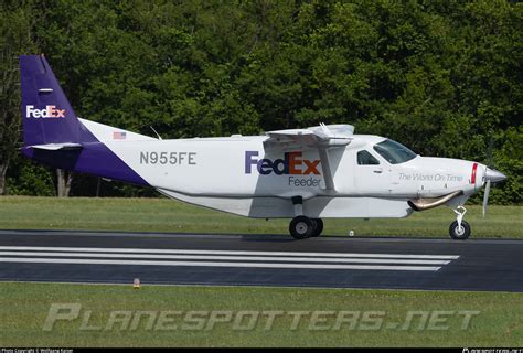 N955FE FedEx Feeder (Mountain Air Cargo) Cessna 208B Super Cargomaster ...