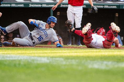 Guardians erase run at home with the Austin Hedges Boogie: 1, 2 ...