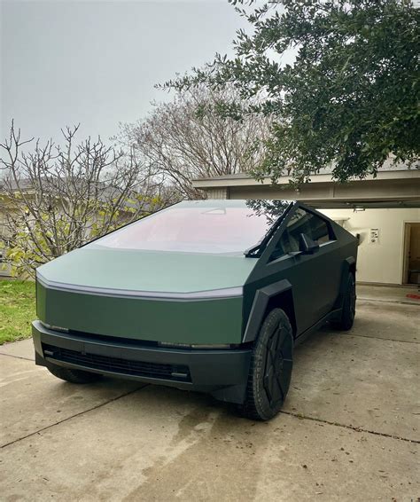 GREEN Vinyl Wrap & PPF Cybertruck -- Photos & Videos | Tesla Cybertruck Forum - Cybertruck ...