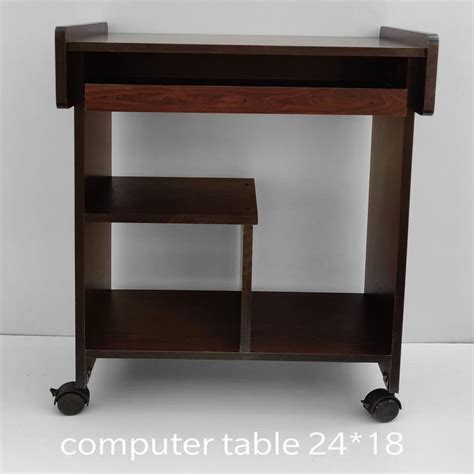 Wooden Computer Table 的图像结果