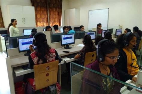 AISSMS Institute of Management Pune Campus: Photos, Virtual Tour