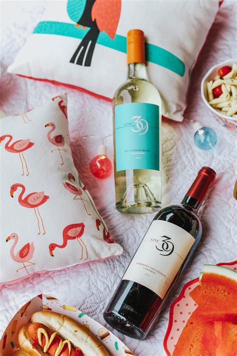 What is Glamping? || 5 Glamping Tips You Need to Know - The Honeyed