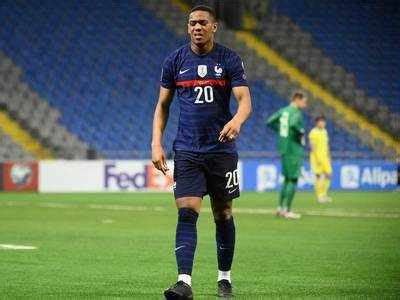 France's Martial likely to miss Bosnia match due to knee problem ...