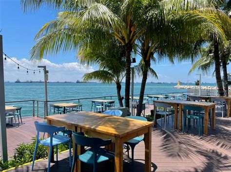 Seaside Restaurant 的图像结果