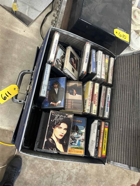 Antique & Collectible Online Only Auction- PREVIEW - Gavin Bros ...