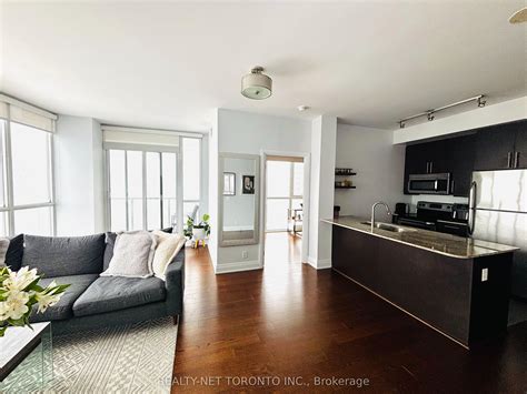 702 - 530 St Clair Avenue W, Toronto, Ontario For Sale | HouseSigma