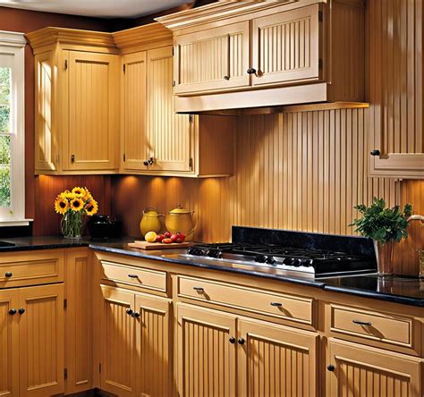 A Simple and Affordable Beadboard Backsplash Can Make Your Kitchen ...