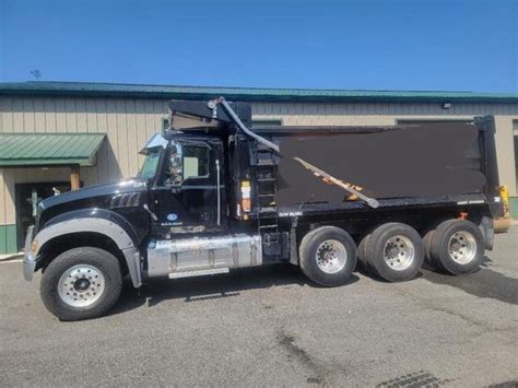 MACK Granite GU713 Heavy Spec Tri-Axle Dump - Beau-Roc 17' 6'' Steel ...