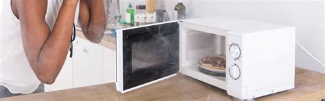 How to Remove Odors from Microwave Oven: Easy & Effective Tips - buzzlyo