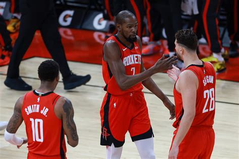 Kevin Durant admits he 'can't believe' what happens when he's playing ...