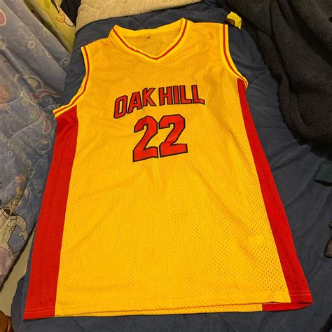 Carmelo Anthony Yellow and red Oak Hill basketball... | Depop