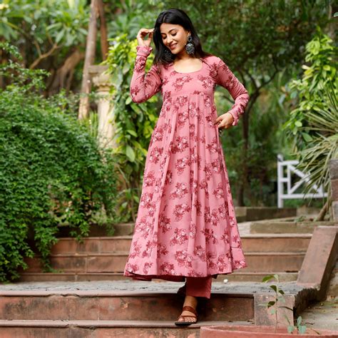 Sehrish Floral Georgette Kurta – Kameez.co