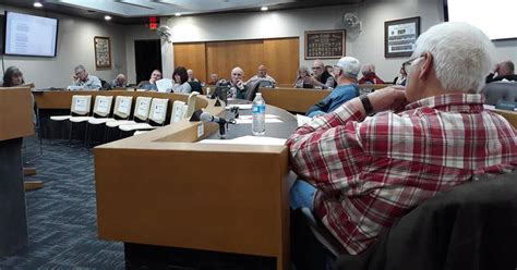 La Salle County ZBA recommends no recreational marijuana businesses ...
