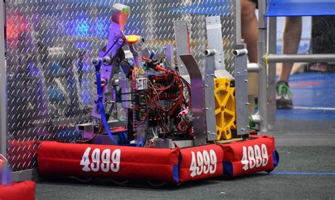 First Robotics Competition Fails 的图像结果
