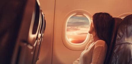 Esta es la razón por la que las ventanas de los aviones son redondas