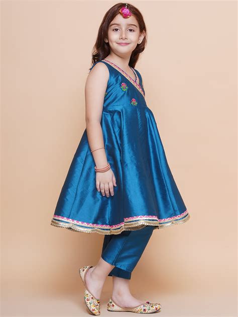 Shop Bitiya by Bhama Girls Blue Embroidered Angrakha Kurta with ...