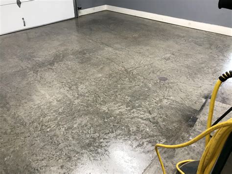 How to Degrease a Floor 的图像结果