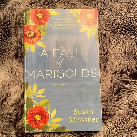 A fall of marigolds by Susan Meissner, Paperback | Pangobooks