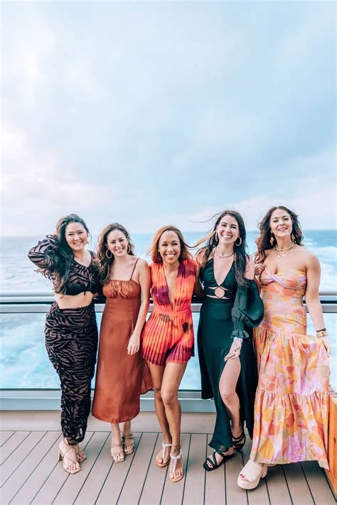 Caribbean Cruise Outfits You'll LOVE!