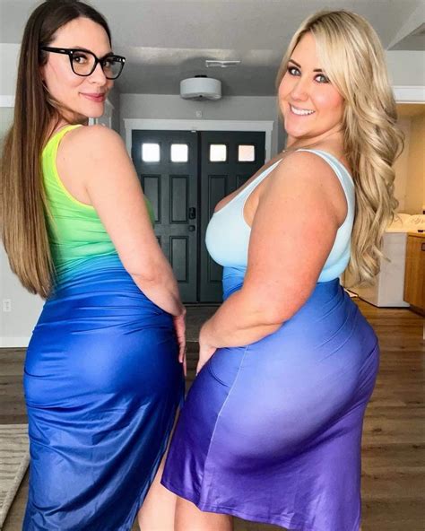 Jaimie Smiles and friend : r/Thicc_Women_Lovers