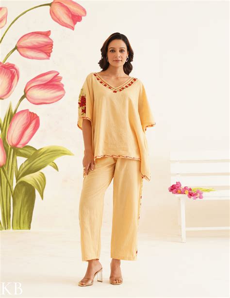 Buy Saffron, Pashmina, Cashmere, DryFruits at best Price | Kashmir Box ...