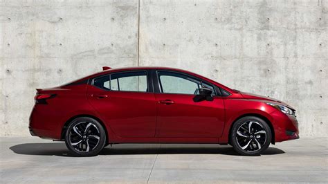 Nissan mostra sedã Versa atualizado e que poderá vir ao Brasil