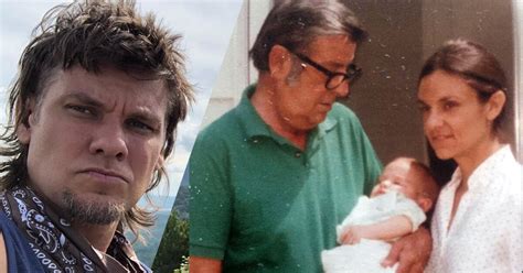 Theo Von's Childhood Might Be As Surreal As His Comedy, But He Wouldn't ...