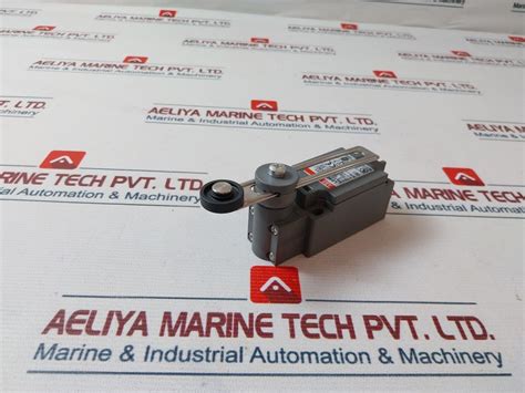 ABB LS40P51B11 Limit Switch 500V 1SBV010551R1211 – Aeliya Marine Tech