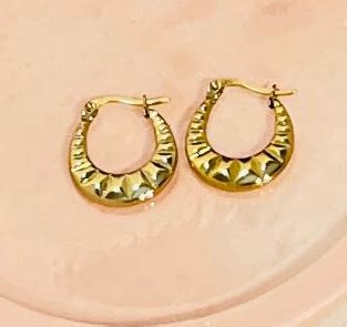 Anti-Tarnish Gold Plated Heart Hoop Earrings | Joyas Studio – Joyas Store