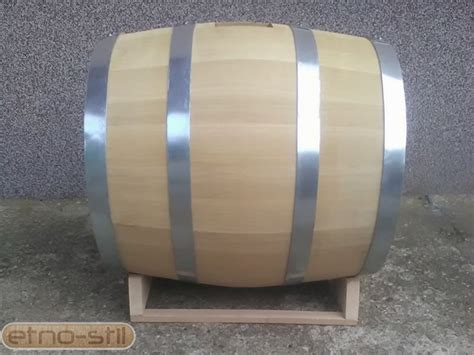 Oak barrel